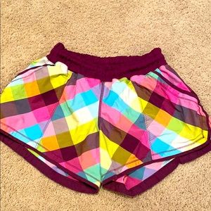 Rare lululemon tracker shorts with pockets